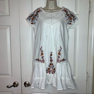 Free People White Boho Dress Short Sleeve Floral Embroidery